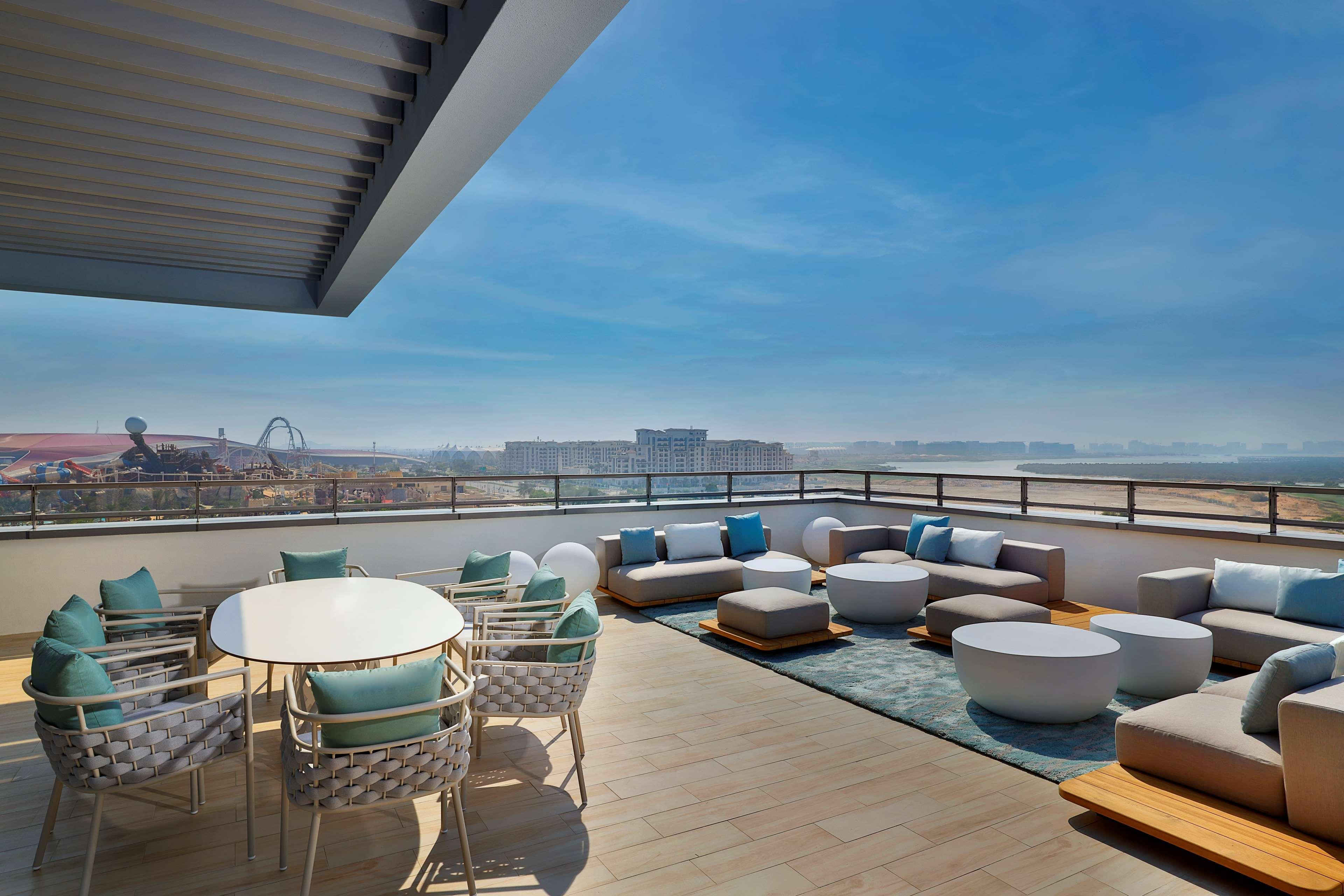 Doubletree By Hilton Abu Dhabi Yas Island Residences Bagian luar foto