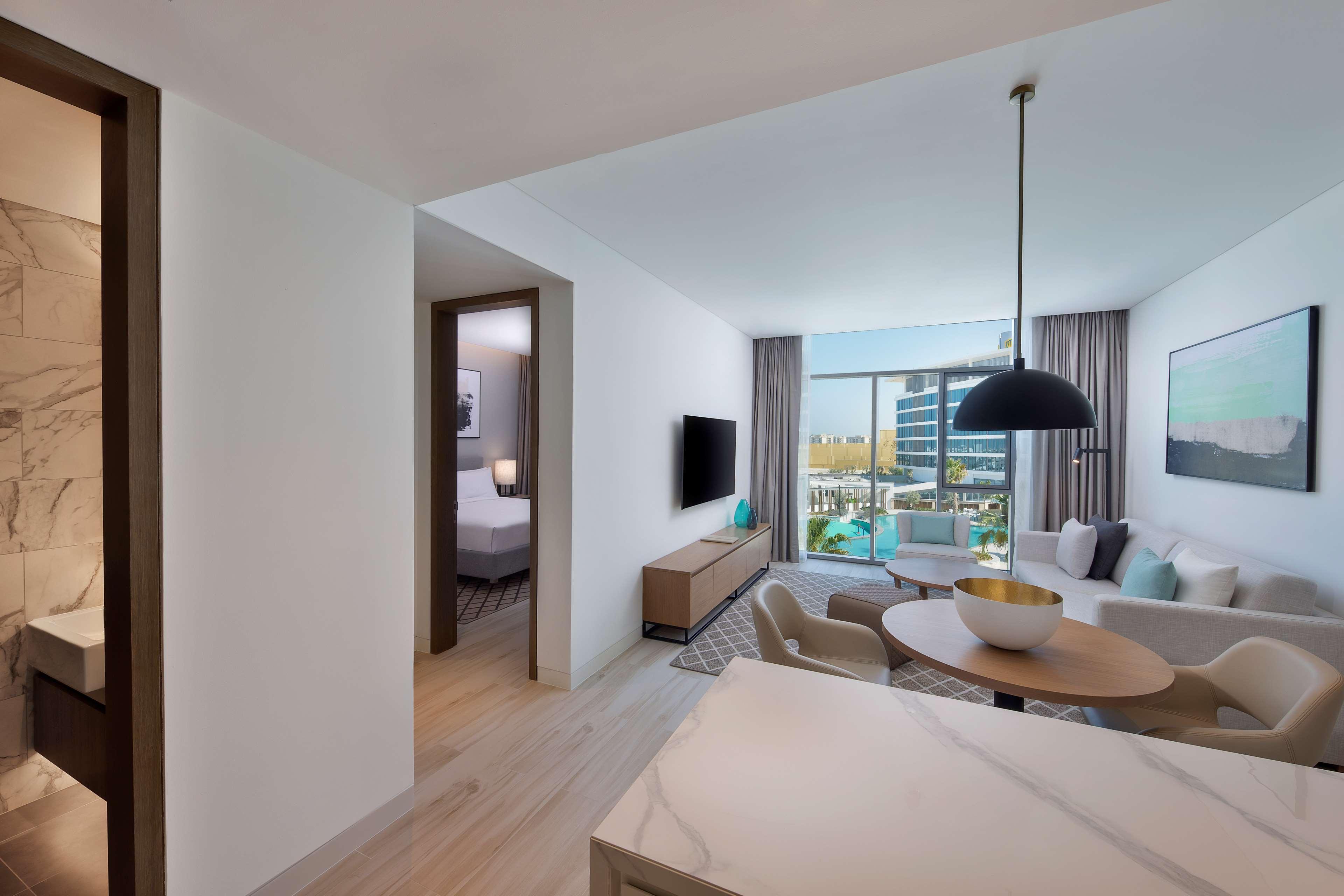Doubletree By Hilton Abu Dhabi Yas Island Residences Bagian luar foto